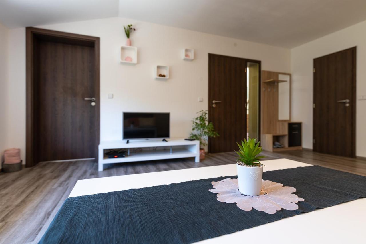 Apartmán U Křížku Jihlava Esterno foto